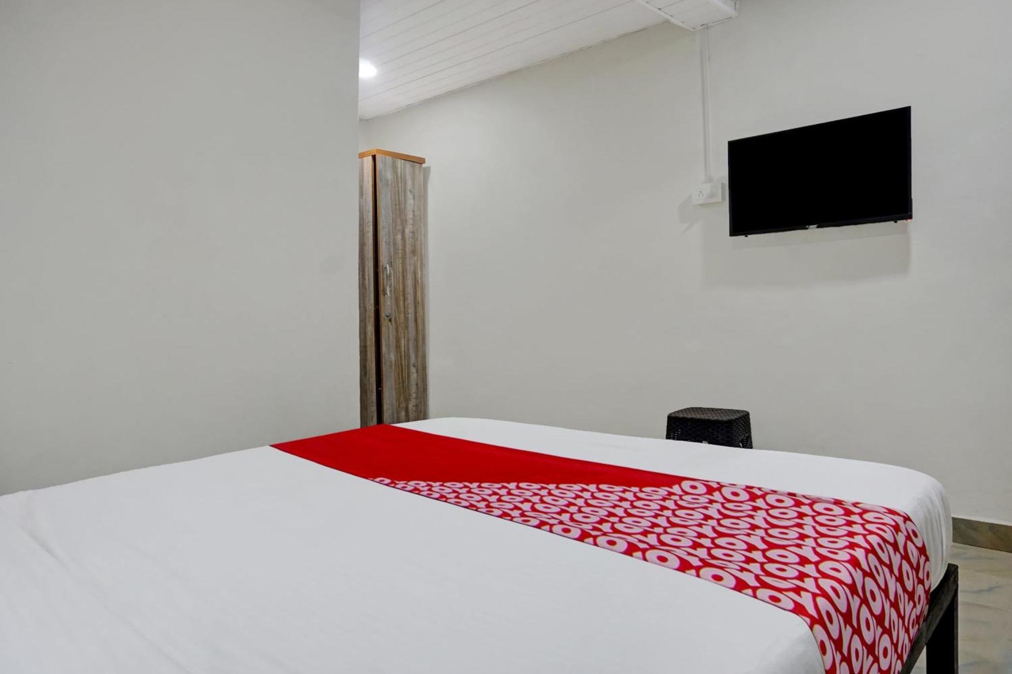 Hotel O Metro View Pimpri-Chinchwad Esterno foto