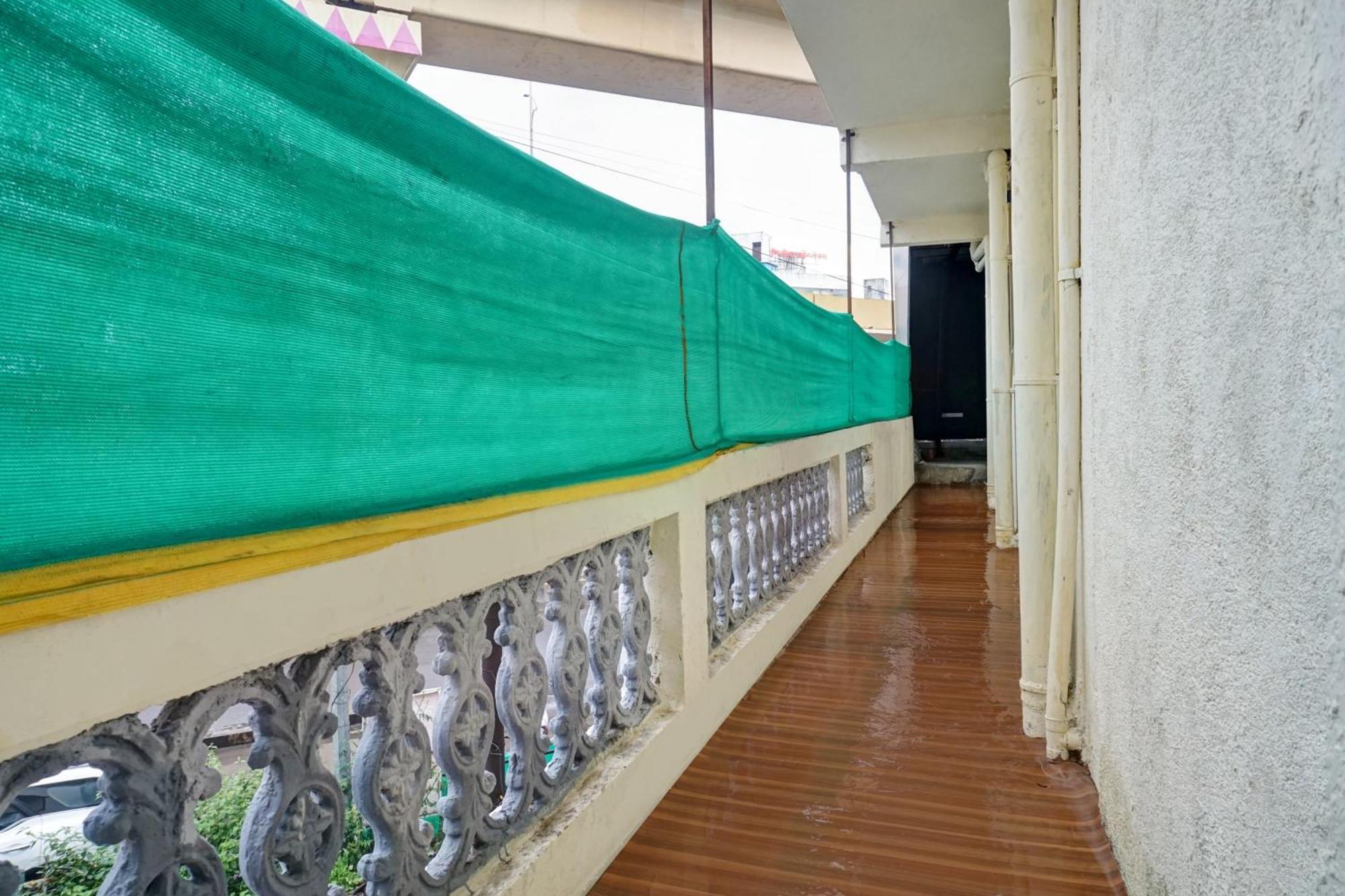 Hotel O Metro View Pimpri-Chinchwad Esterno foto