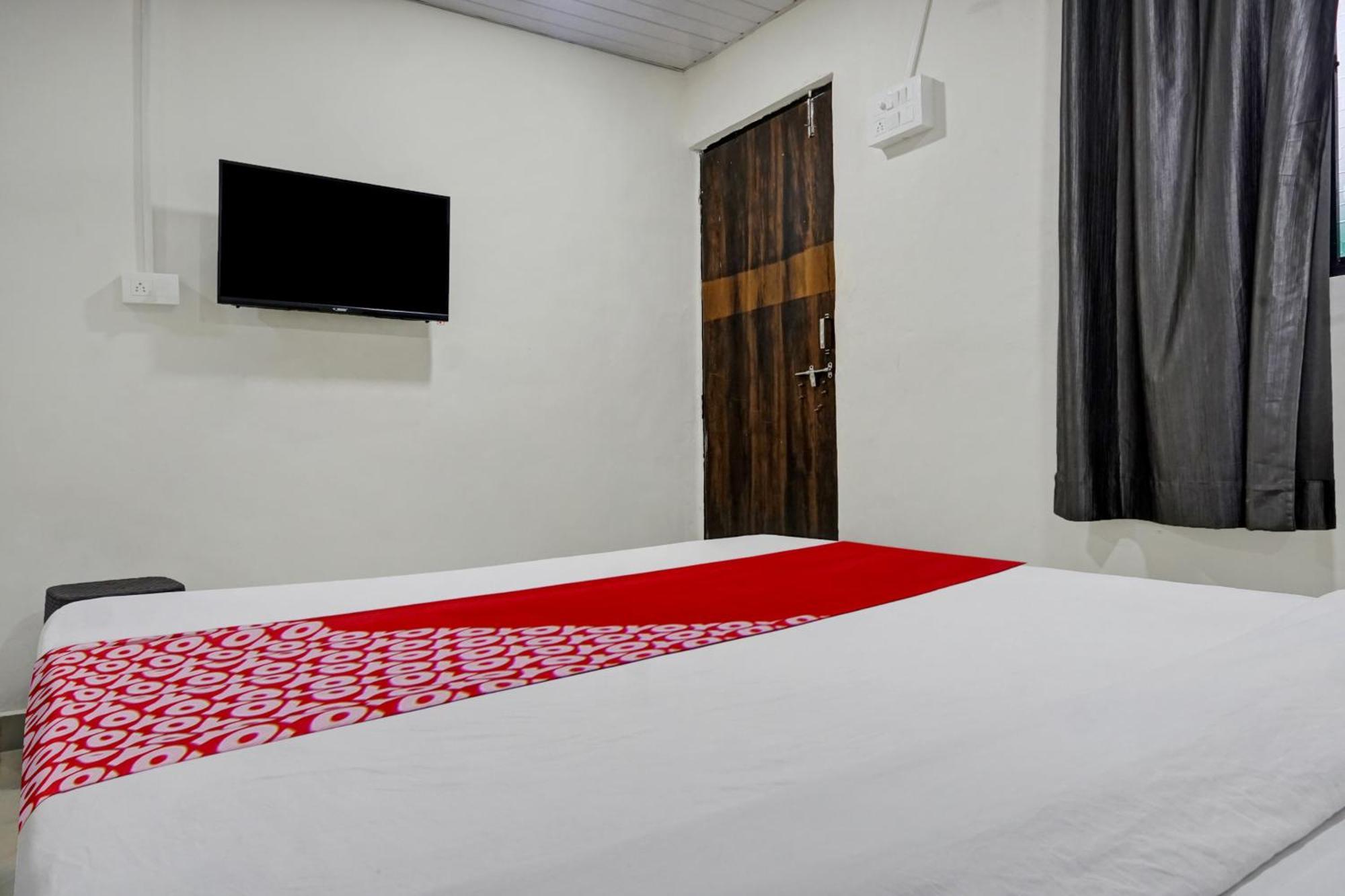 Hotel O Metro View Pimpri-Chinchwad Esterno foto