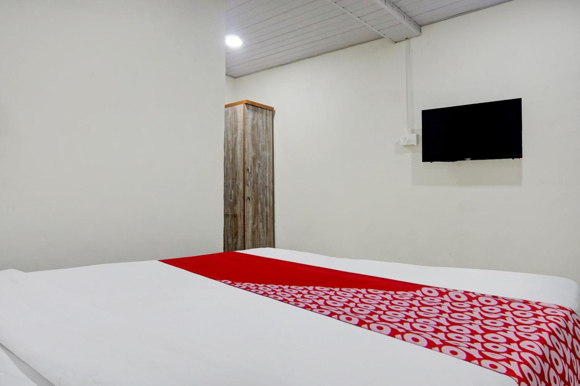 Hotel O Metro View Pimpri-Chinchwad Esterno foto