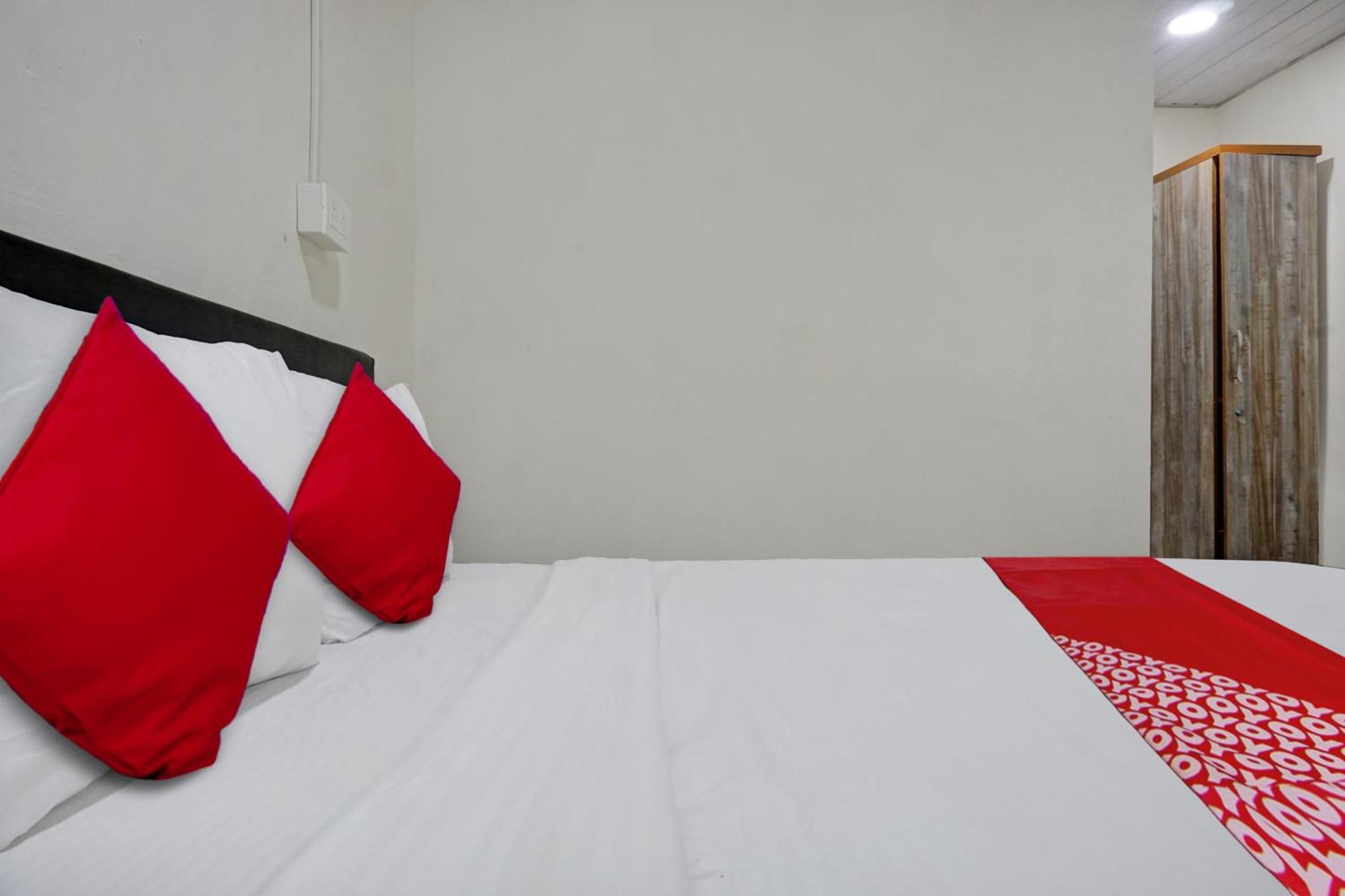 Hotel O Metro View Pimpri-Chinchwad Esterno foto